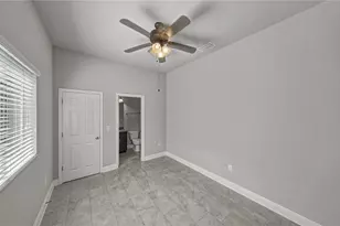 1017 Tracey Ann Loop, Seffner, FL 33584 - Photo 35