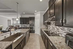 1017 Tracey Ann Loop, Seffner, FL 33584 - Photo 9