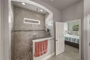 1017 Tracey Ann Loop, Seffner, FL 33584 - Photo 31