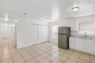 3808 Whittier St, Tampa, FL 33619 - Photo 9