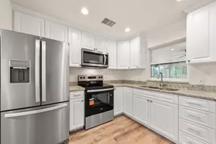 [Address not provided], Pinellas Park, FL 33782 - Photo 3