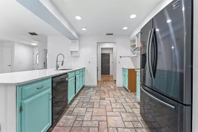 670 Sparrow Avenue, Palm Harbor, FL 34683 - Photo 19