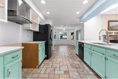 670 Sparrow Avenue, Palm Harbor, FL 34683 - Photo 21