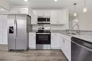 2511 27th St S, Saint Petersburg, FL 33712 - Photo 13