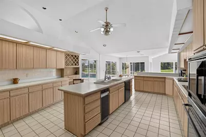 2714 Pine Club Drive, Plant City, FL 33566 - Photo 19