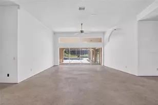 2714 Pine Club Dr, Plant City, FL 33566 - Photo 7