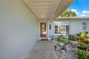 133 Stafford Cir, Palm Harbor, FL 34684 - Photo 5