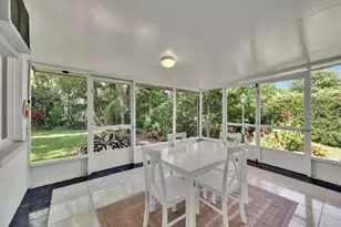 133 Stafford Cir, Palm Harbor, FL 34684 - Photo 17