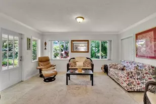133 Stafford Cir, Palm Harbor, FL 34684 - Photo 25