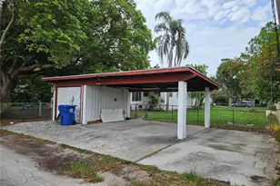 4605 8th Ave N, Saint Petersburg, FL 33713 - Photo 5