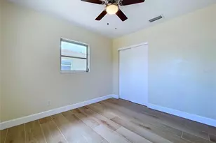 9813 51st Ave N, Saint Petersburg, FL 33708 - Photo 23