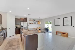 403 Royal Empress Dr, Ruskin, FL 33570 - Photo 13