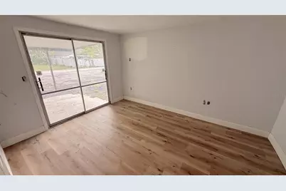 5045 38th Avenue N, Saint Petersburg, FL 33710 - Photo 21