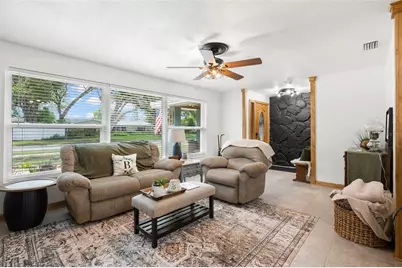 2405 Summerlin Drive, Clearwater, FL 33764 - Photo 7