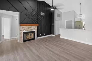 10428 Tara Dr, Riverview, FL 33578 - Photo 9