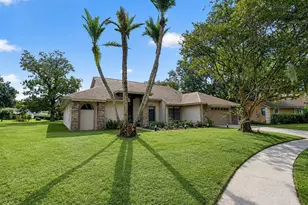 10428 Tara Dr, Riverview, FL 33578 - Photo 5
