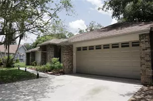 10428 Tara Dr, Riverview, FL 33578 - Photo 3