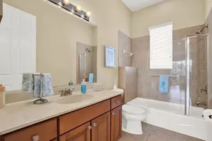 1226 3rd St Cir E, Palmetto, FL 34221 - Photo 17