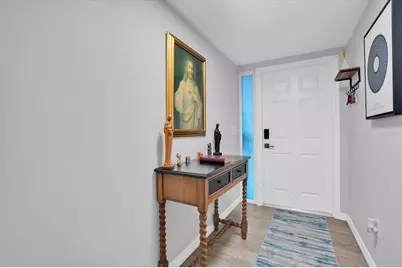 13179 Dorchester Drive, Seminole, FL 33776 - Photo 9
