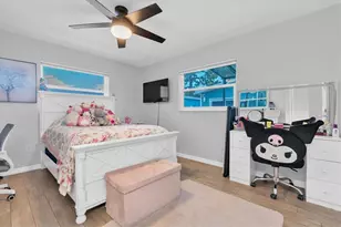 13179 Dorchester Dr, Seminole, FL 33776 - Photo 33