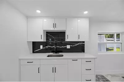 102 Garland Court, Tampa, FL 33613 - Photo 35