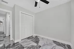 102 Garland Ct, Tampa, FL 33613 - Photo 61