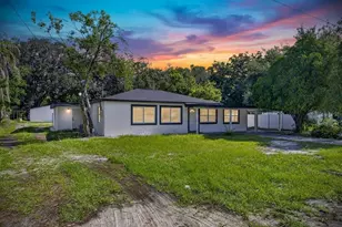 102 Garland Ct, Tampa, FL 33613 - Photo 1