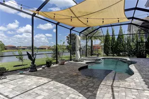 18014 Woodland View Dr, Lutz, FL 33548 - Photo 9
