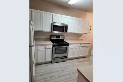 9611 Carlsdale Drive, Riverview, FL 33578 - Photo 5
