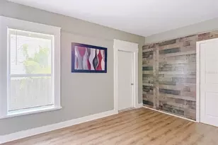 2020 Davis St, Tampa, FL 33605 - Photo 7