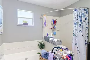 2020 Davis St, Tampa, FL 33605 - Photo 23