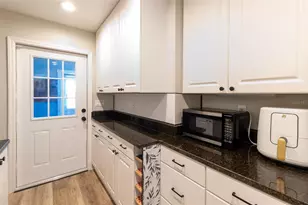 3018 19th Pl, Largo, FL 33774 - Photo 11
