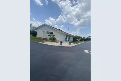 703 Huxley Place, Sun City Center, FL 33573 - Photo 5