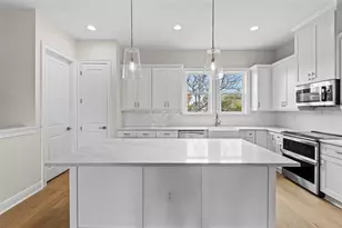 4302 W North B St, Tampa, FL 33609 - Photo 9