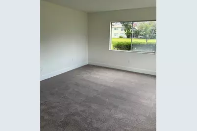 4520 Overlook Drive NE #132, Saint Petersburg, FL 33703 - Photo 7