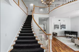 2113 Climbing Ivy Dr, Tampa, FL 33618 - Photo 59