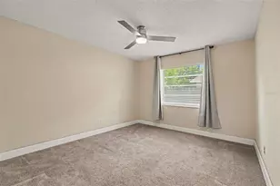 5733 66th Ln N, Saint Petersburg, FL 33709 - Photo 15
