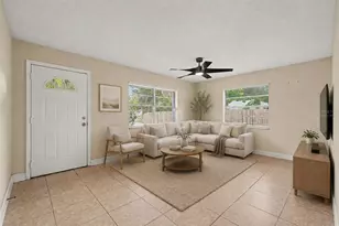 5733 66th Ln N, Saint Petersburg, FL 33709 - Photo 9