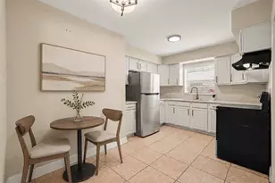 5733 66th Ln N, Saint Petersburg, FL 33709 - Photo 11