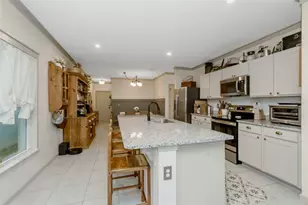 35088 Jomar Ave, Zephyrhills, FL 33541 - Photo 7