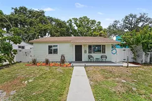 3719 39th St N, Saint Petersburg, FL 33713 - Photo 1