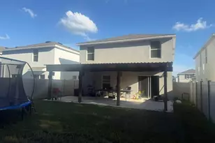 37389 Sharks Eye Ln, Zephyrhills, FL 33541 - Photo 5