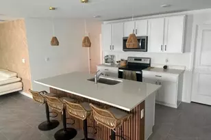 37389 Sharks Eye Ln, Zephyrhills, FL 33541 - Photo 3