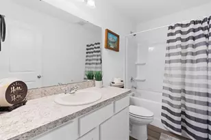 38465 Honeysuckle Dr, Dade City, FL 33525 - Photo 11