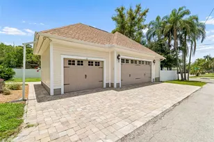 703 N Evers St, Plant City, FL 33563 - Photo 83
