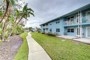 300 Venetian Dr, Clearwater, FL 33755 - Photo 21