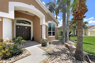 5049 Decidely Ct, Wesley Chapel, FL 33544 - Photo 11