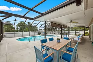 2942 Clubhouse Dr W, Clearwater, FL 33761 - Photo 3