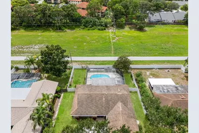 2942 Clubhouse Drive W, Clearwater, FL 33761 - Photo 31