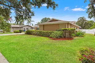 2942 Clubhouse Dr W, Clearwater, FL 33761 - Photo 27